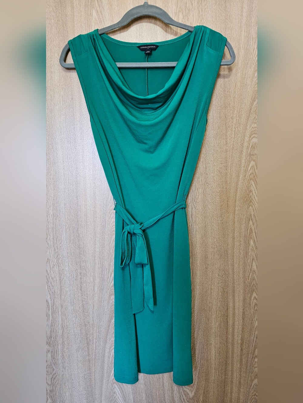 Banana Republic Kelly Green Cowl Neck Dress Size Small